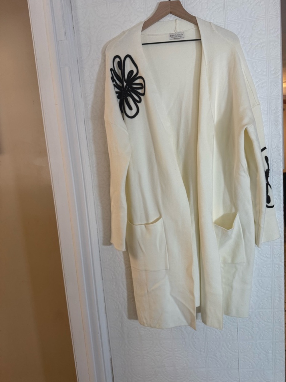 Cream Open-Front Women's Cardigan with Black Floral Applique